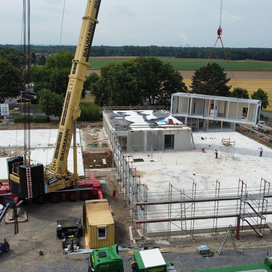 Schule in Dormagen: Realschulneubau: Erste Module geliefert