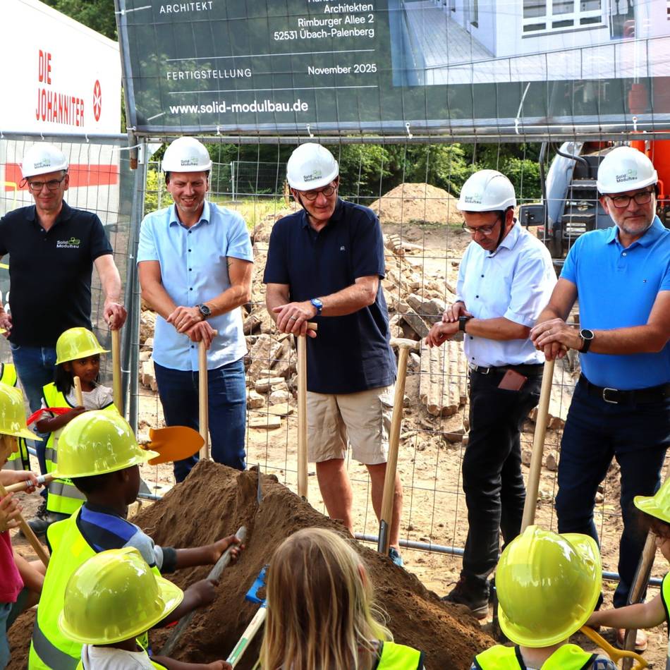 Spatenstich und Bürgerinformation: Neue Johanniter-Kita entsteht in Born