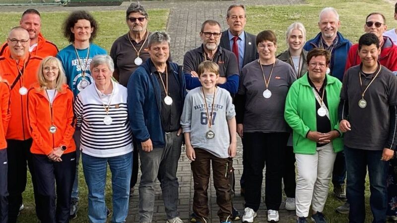 Heimatreporter im Grenzland: Sportlerehrungen und eine Schützen-Spende