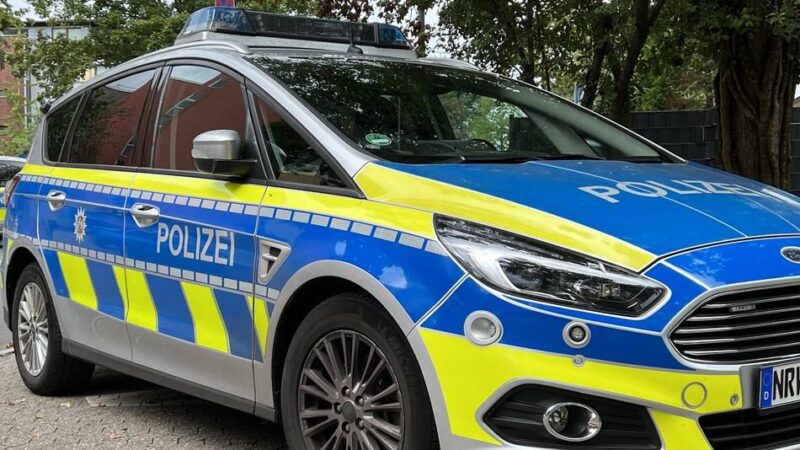 Unfallflucht in Düsseldorf: Autofahrer speist angefahrenes Kind mit 20 Euro ab und fährt weiter