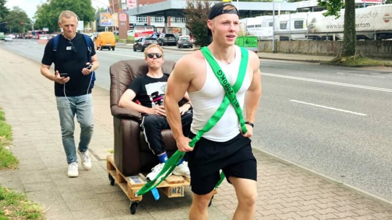 Kult-Reporter ist wieder da: Daniel Danger hat einen neuen Job bei Parookaville – das ist seine Aufgabe