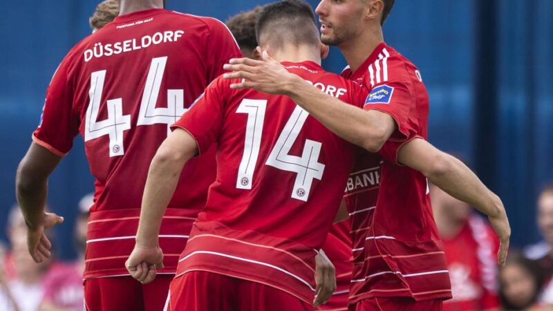 Thioune ist zufrieden: Was Fortunas Trainer seinem Mittelfeld bereits bescheinigt