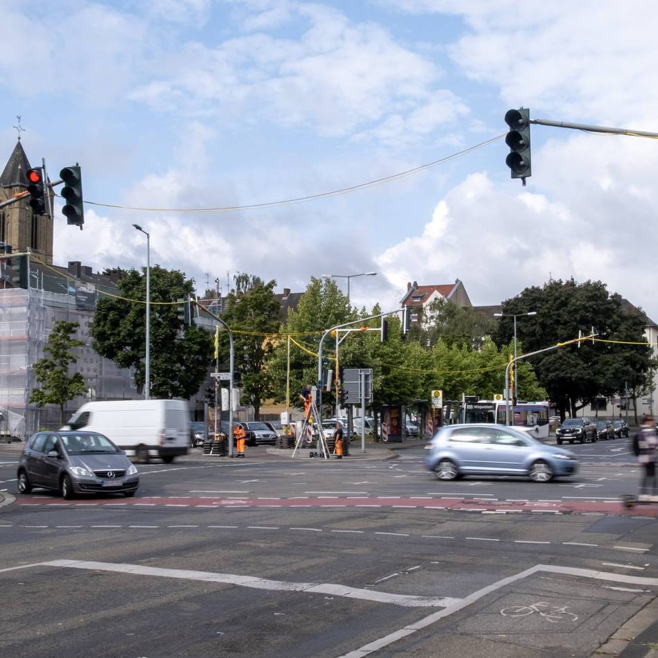 Nach Ampelausfall in Mönchengladbach: Baustellenampeln regeln Verkehr an der Theodor-Heuss-Straße