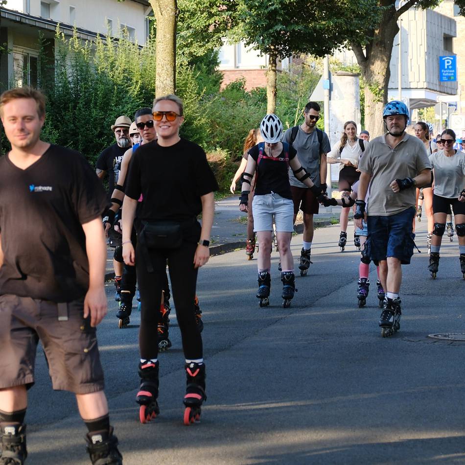 Zweite Ratinger Rollnacht: Skater rollen nach Lintorf