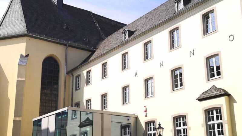 Kulturforum Franziskanerkloster: Elf Künstlerinnen und Künstler zeigen Werke in zwei Ausstellungen
