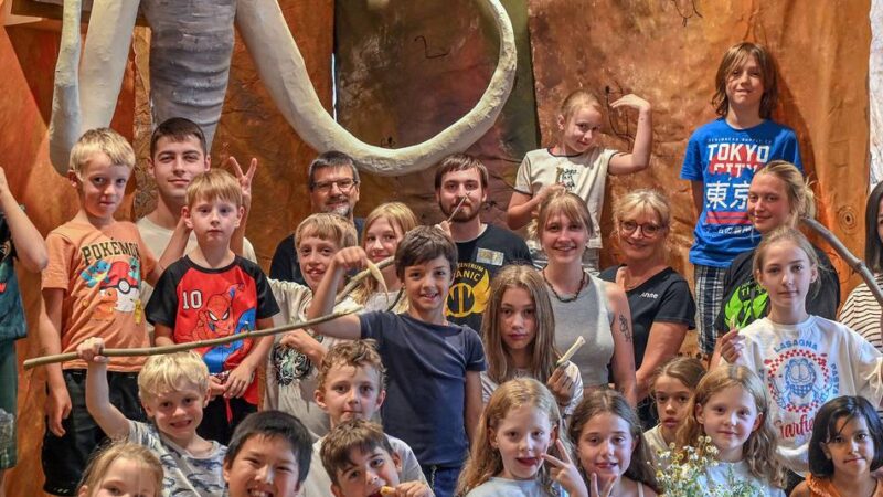 Jugendtreff Titanic in Anrath: Bei den Ferienspielen geht es ab in die Steinzeit