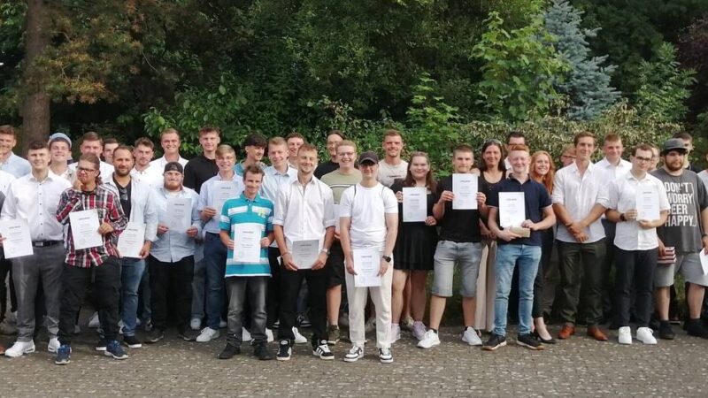 Rhein-Maas-Berufskolleg in Willich: 51 Nachwuchs-Gärtner erhalten ihre Abschlusszeugnisse