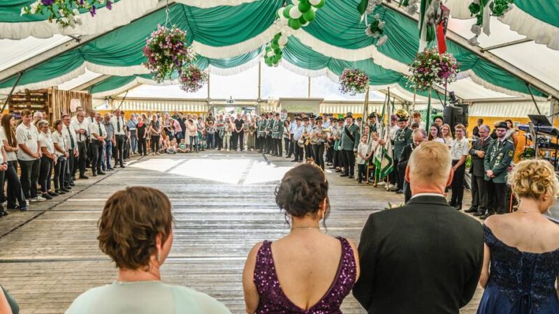 Jubiläum in Uedemerbruch: Drei Wochen Ausnahmezustand – „Bruch“ feiert 100 Jahre St. Hubertus