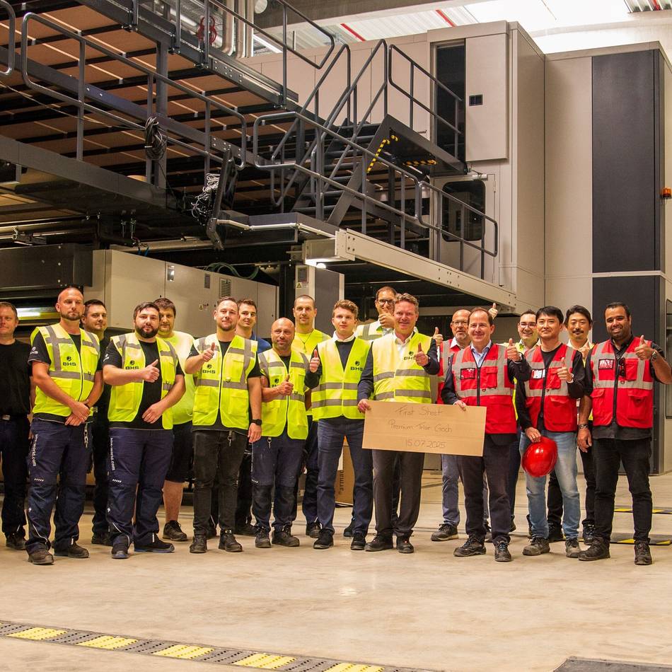 Betrieb in Goch: Tricor hat seine Wellpappe-Produktion begonnen