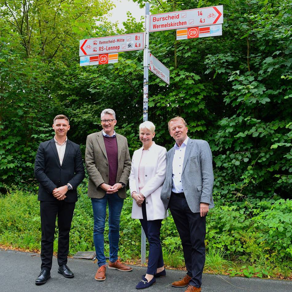Schienenpersonennahverkehr im Bergischen Land: Schnelle Verbindung nach Köln – Machbarkeit wird geprüft