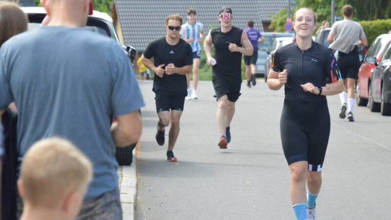 Sportlicher Freizeitspaß in Wermelskirchen: Rekordteilnahme beim „Tenter Triathlon“