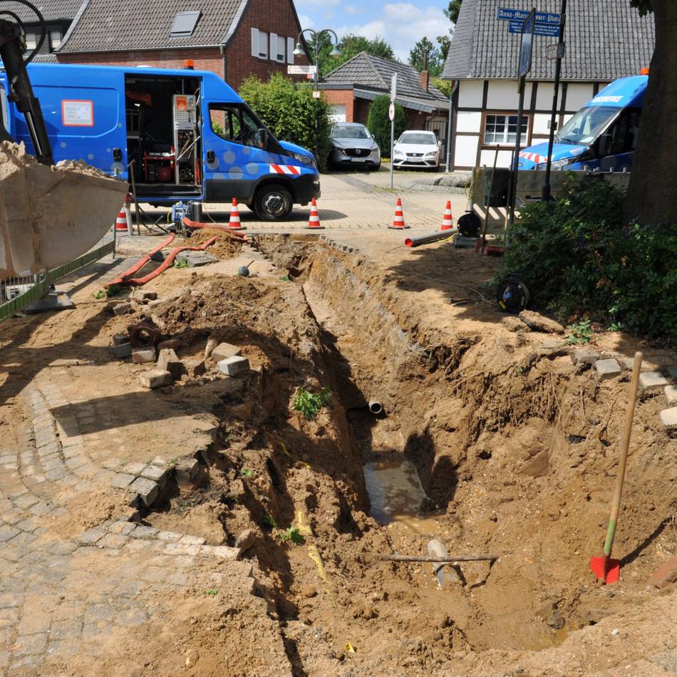 Rohrbruch in Rommerskirchen: Trinkwasserversorgung für Stunden unterbrochen