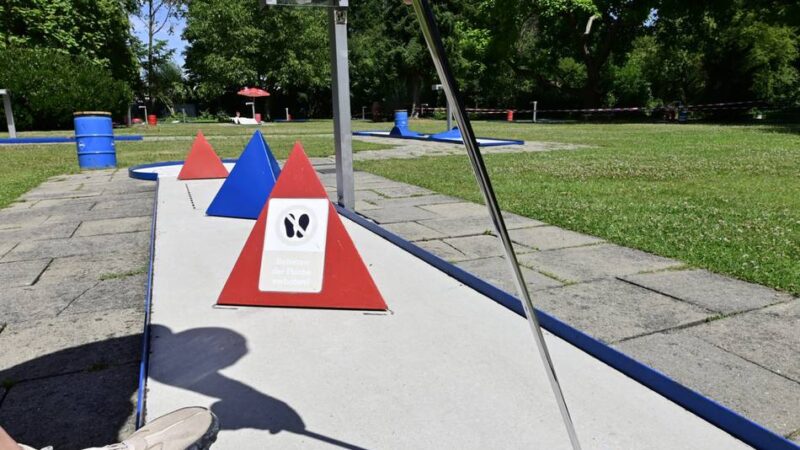 Preise und Öffnungszeiten: Wo in Mönchengladbach Minigolf gespielt werden kann
