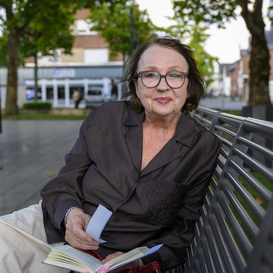 Erlebnisse in der Psychiatrie in Geschichten verarbeitet: Katja Lange-Müller sorgt für literarisches Festivalvergnügen in Dormagen