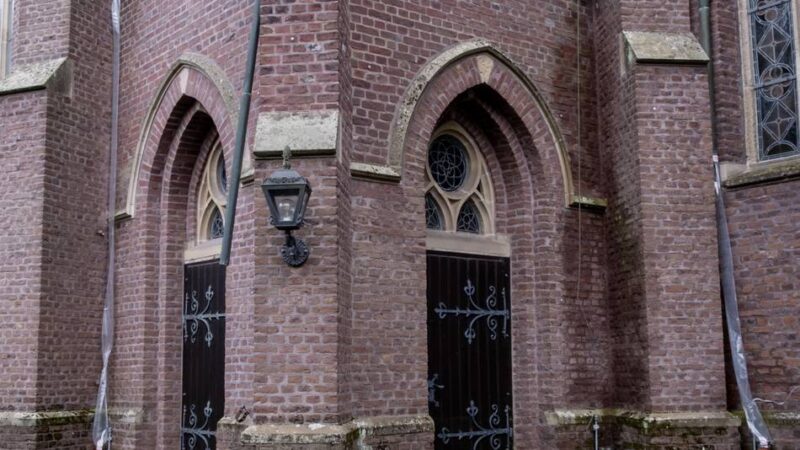 Zeugensuche in Mönchengladbach: Kupferdiebe schlagen an Hehner Kirche zu – schon wieder