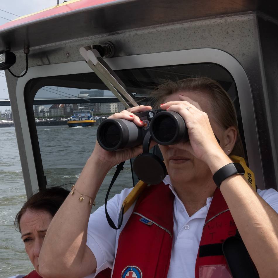 Unterwegs mit der Wasserwacht Neuss: „Das ist sehr gefährlich, was Sie hier machen“