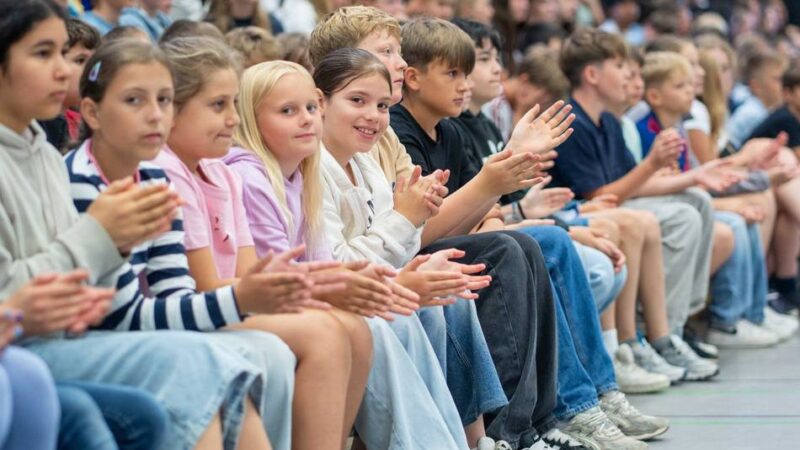 Besondere Leistungen gewürdigt: Gesamtes Gymnasium Kevelaer feierte den Abschluss des Schuljahres