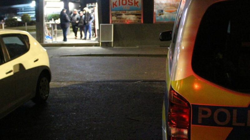 Prozess in Mönchengladbach: Mordopfer verblutete in seiner Wohnung