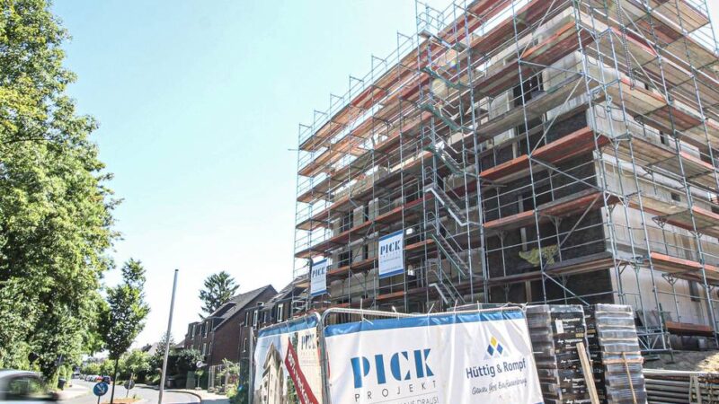 „Living Sun“ in Grevenbroich: Endspurt für Bau von Solarhaus mit elf Wohnungen in Kapellen