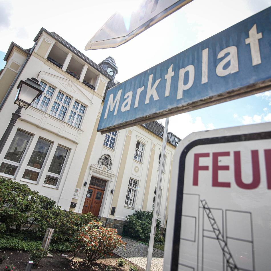 Prüfauftrag der CDU Grevenbroich: Stadt soll Ensemble samt historischem Rathaus Wevelinghoven kaufen