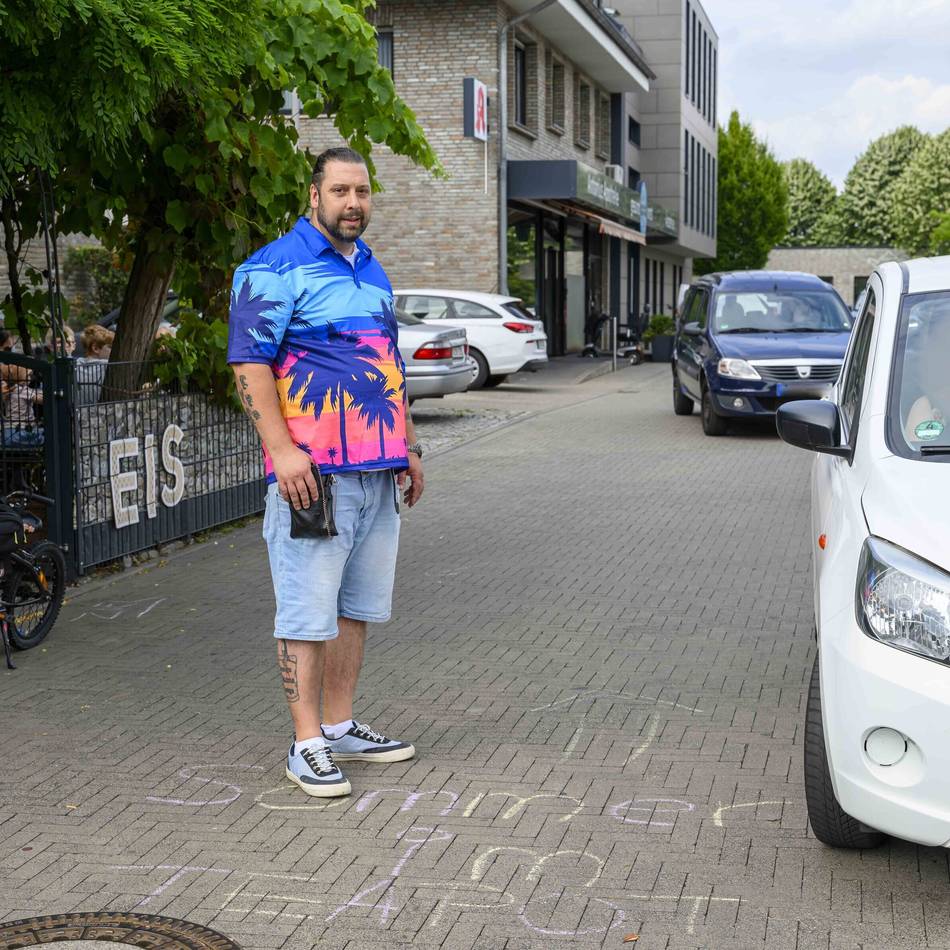 Verkehrschaos in Kaarst-Vorst: „Sobald man vor die Tür tritt, werden einem die Fußnägel abgefahren“