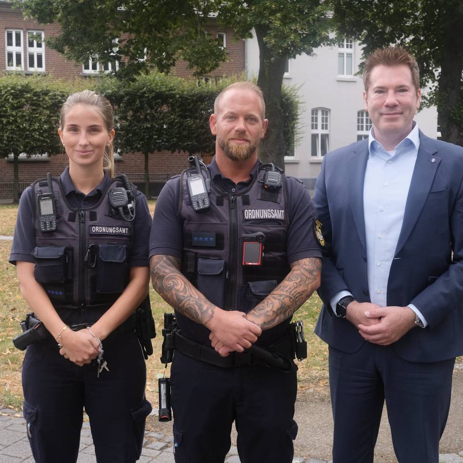 Deeskalation von Konflikten: Stadt Dormagen stattet das Ordnungsamt mit Bodycams aus