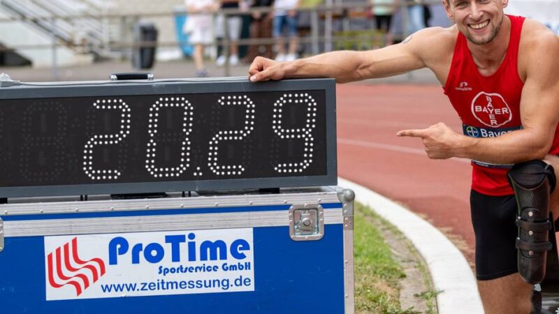 Paralympics-Star trumpft auf: Johannes Floors stellt beim Heimspiel einen neuen Weltrekord auf