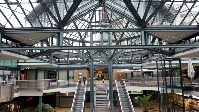 Gewerbemietpreise in Leverkusen: Freiluft-Stellplatz kostet bis zu 75 Euro im Monat