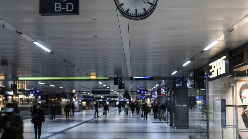 Im Düsseldorfer Hauptbahnhof: 44-Jähriger wollte achtjähriges Kind bestehlen – Festnahme