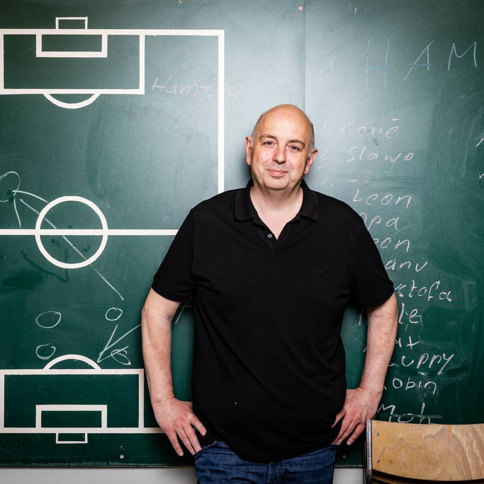 Auf der Seebühne zum Asphalt-Festival: Kabarettist Frank Goosen über seine Leidenschaften „Heimat, Fußball, Rockmusik“