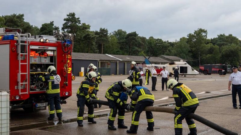 Löschen, Knotenlehre, Erste Hilfe: Die Feuerwehren im Kreis Kleve legten den jährlichen Leistungsnachweis ab