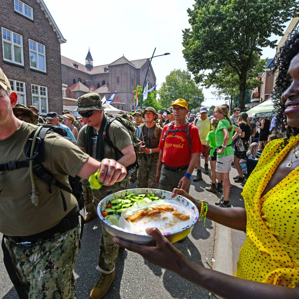 Anderthalb Millionen Besucher erwartet: „In der dritten Juli-Woche steht Nimwegen Kopf“ – Vierdaagse steht bevor