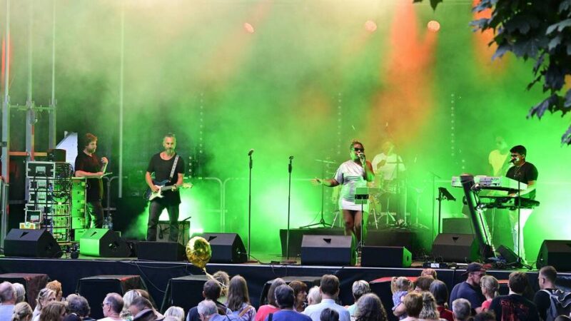 50 Jahre Mönchengladbach: Musik, Genuss und Handwerk beim Eine-Stadt-Fest