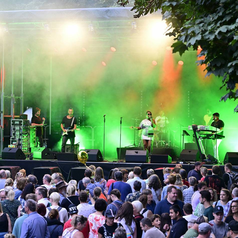 50 Jahre Mönchengladbach: Musik, Genuss und Handwerk beim Eine-Stadt-Fest