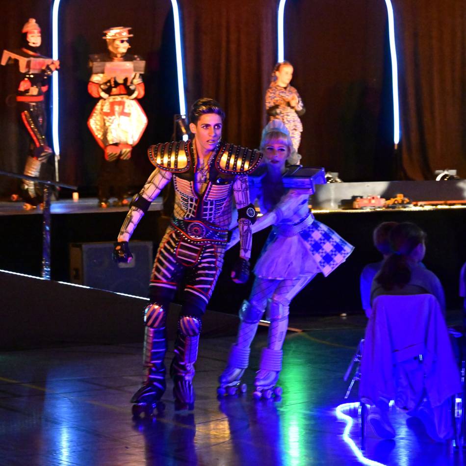 Musical in Mönchengladbach: Sternenlicht-Revue begeistert Zuschauer in der ausverkauften Krahnendonkhalle