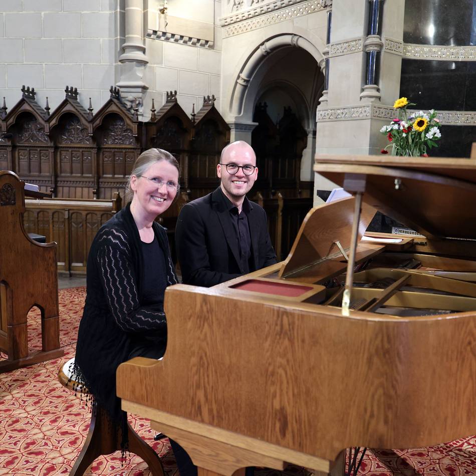 Rheydter Musiksommer: Wenn Klavier und Orgel in Mönchengladbach farbenreich verschmelzen
