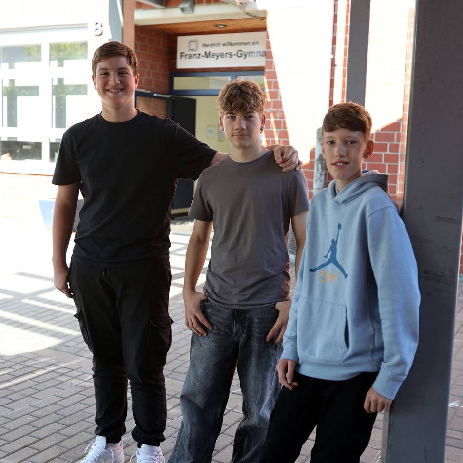 NRW-weiter Wettbewerb: Mönchengladbacher Schüler gewinnen mit zweisprachigem Video zu Tornados