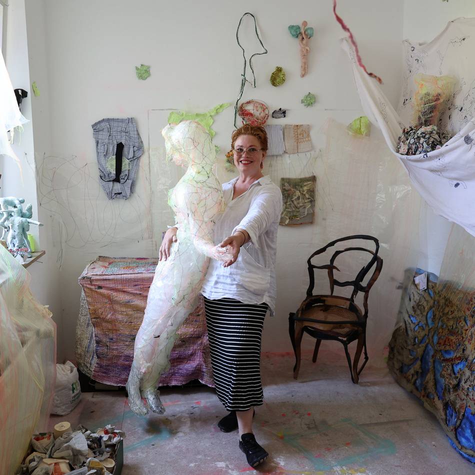 Ausstellung in Mönchengladbach: Ulrike Schröter begibt sich auf künstlerische Spurensuchen