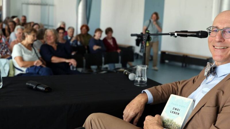 Literarische Sommer in Mönchengladbach: Ewald Arenz liest aus einem Roman – und erzählt dabei viele Geschichten