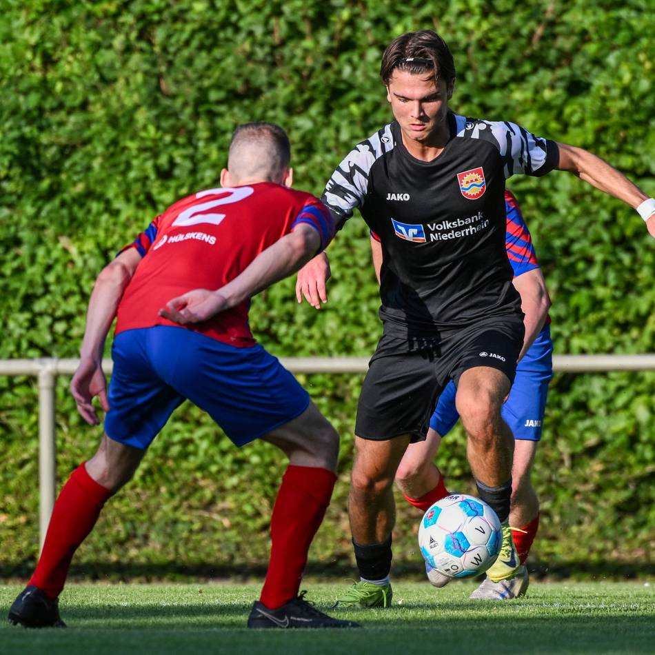 Neuzugang für die Außenverteidigung: Verletzungspech bremst Sonsbecks Jugend-Nationalspieler aus