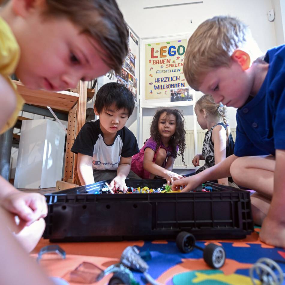 Lego-Ausstellung im His-Törchen: Kinder bauen Kunst im Issumer Heimatmuseum