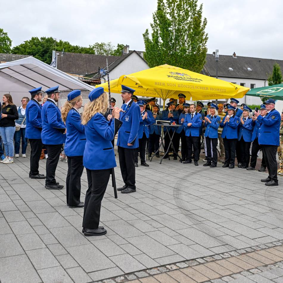 95 Jahre Musiktradition: Issumer Trommlercorps feiert mit vielen Gästen Geburtstag