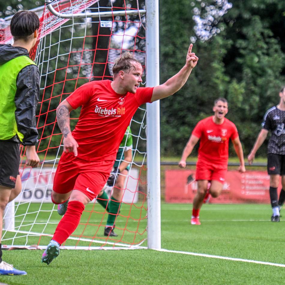 Zweiter Spieltag um den Voba-Cup: So macht der SV Issum seine Fans und Trainer Thorsten Fronhoffs glücklich