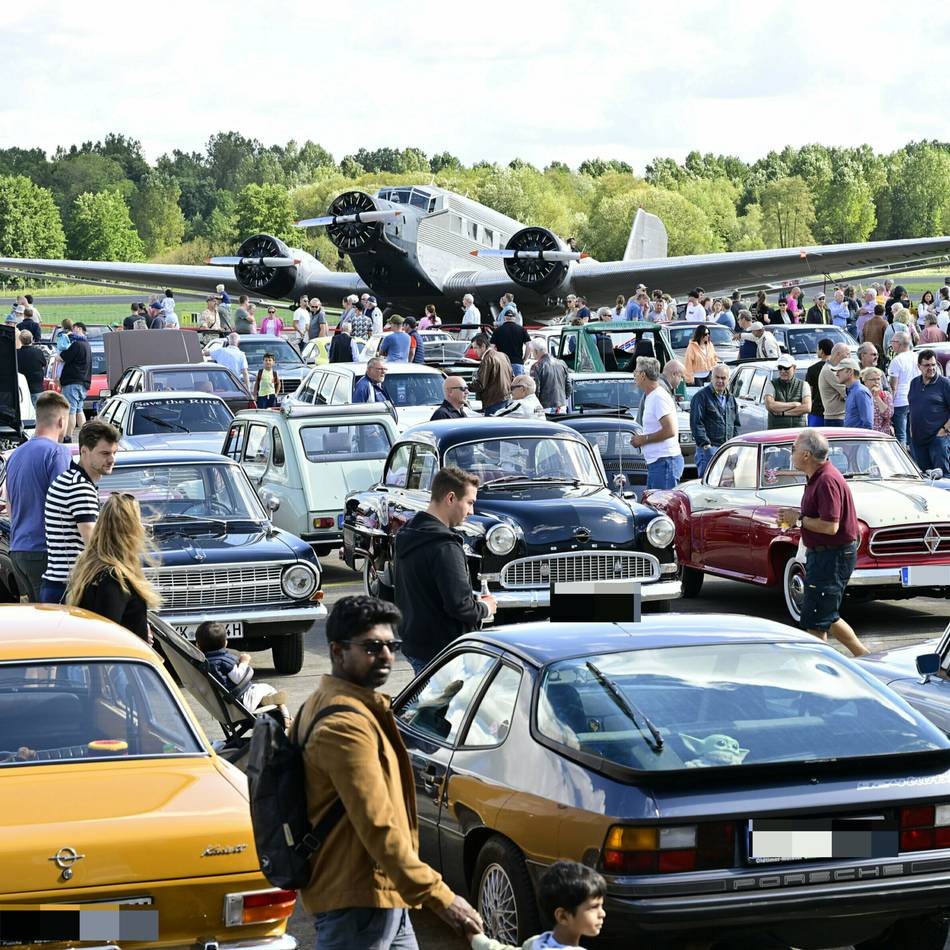 „Oltimer Fly & Drive In“ am Airport Mönchengladbach: Die etwas andere Ü-30-Party auf dem Flugfeld