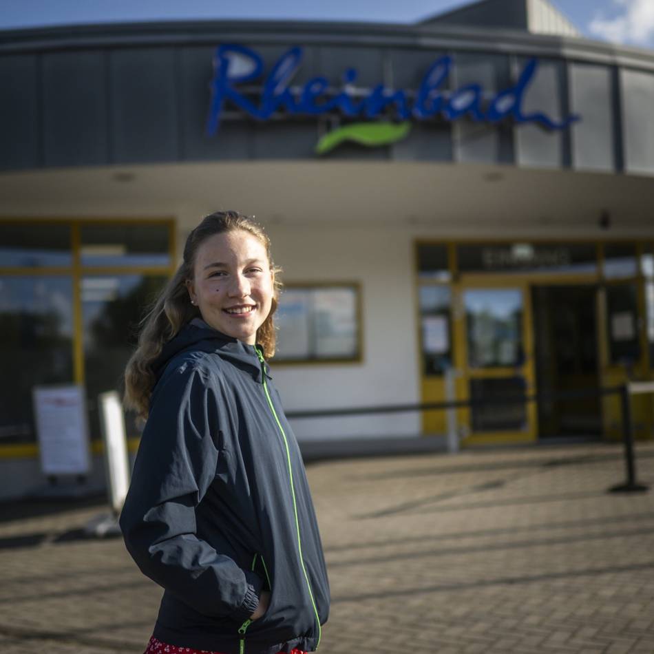 Ausbildung zur Rettungsschwimmerin: Düsseldorferin probt für den Ernstfall im Wasser – „gibt mir ein Gefühl von Sicherheit“