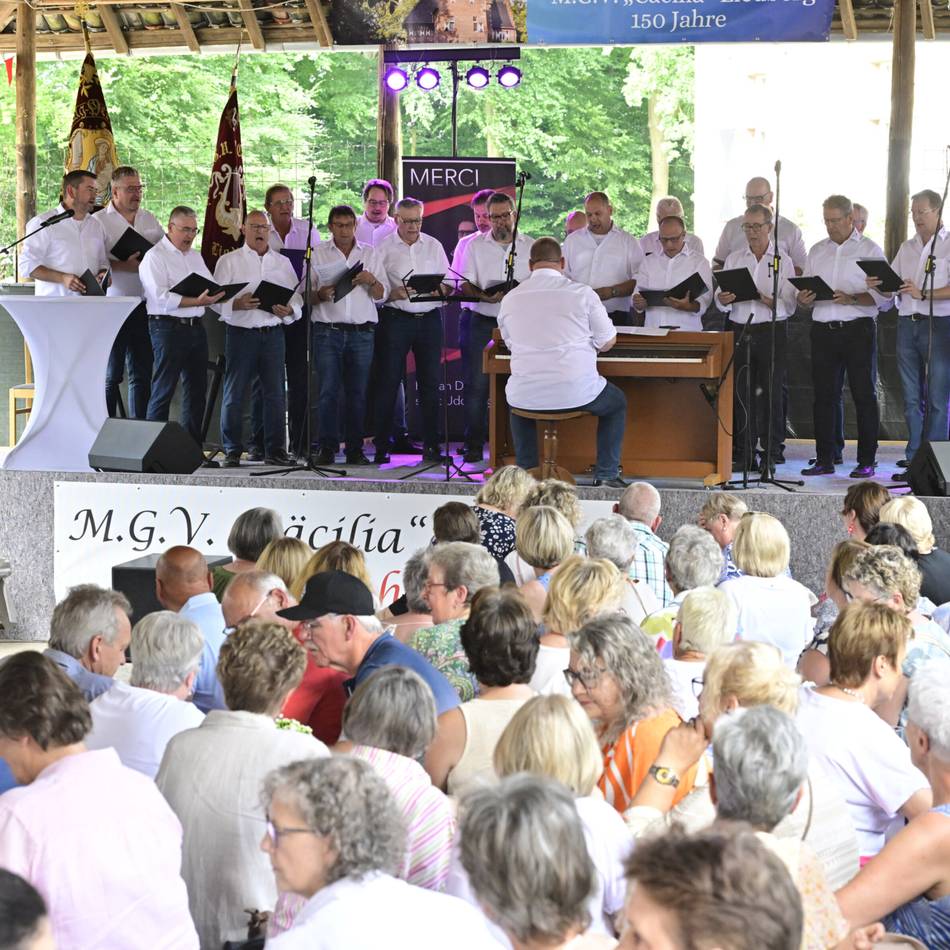 Freundschaftssingen in Korschenbroich: Wie ein mittelalterliches Sängerfest