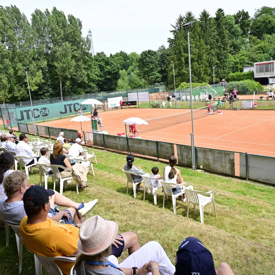 NRW Junior Open 2025: Deutscher Erfolg im Doppel und ein Sensationssieg einer Ukrainerin