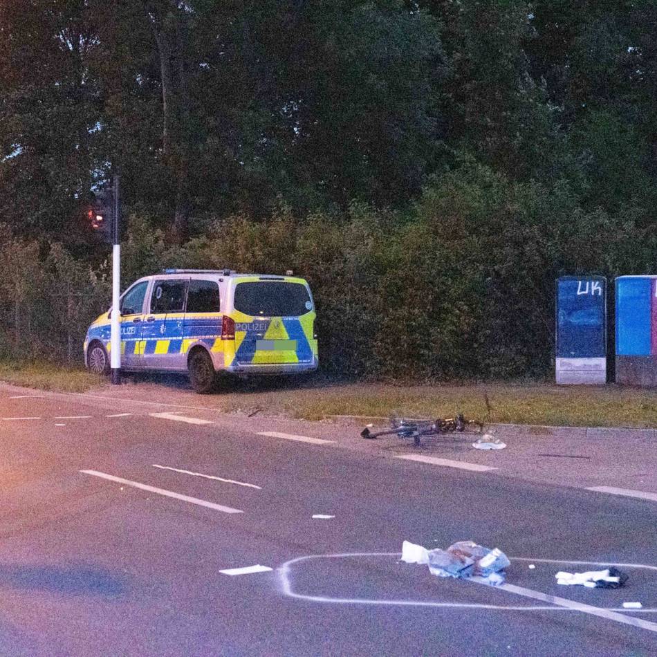 Anfang Juni in Krefeld: 81-jähriger Radfahrer nach Unfall mit Polizeiwagen gestorben