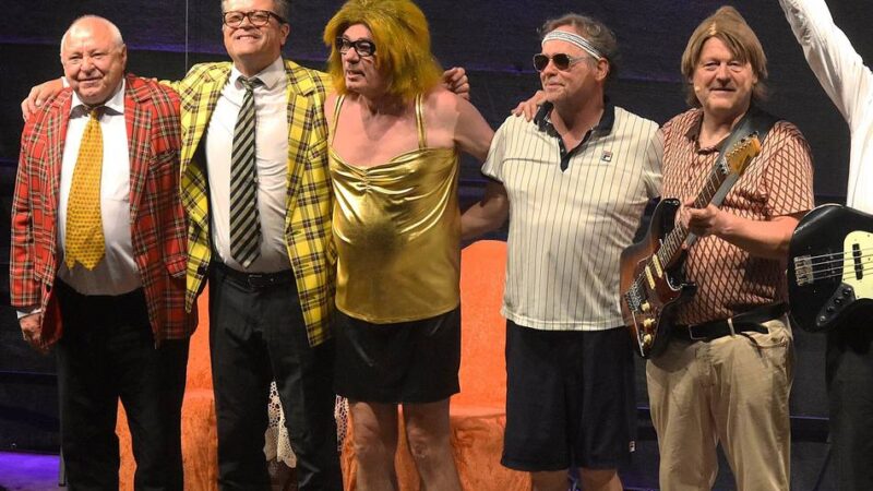 Stimmung pur auf der Freilichtbühne in Zons: Comedy-Festival begeistert mit Top-Stars und Lachgarantie
