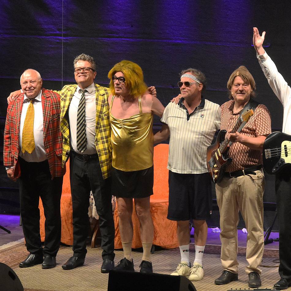 Stimmung pur auf der Freilichtbühne in Zons: Comedy-Festival begeistert mit Top-Stars und Lachgarantie